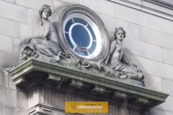 Statues King Georges Hall Blackburn 2016 - statues king georges hall blackburn 2016 28968366272 o scaled