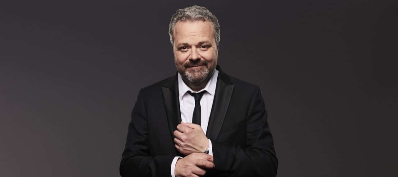 Hal Cruttenden - Can Dish It Out But Cant't Take It - darwen librray theatre hal cruttenden banner 1