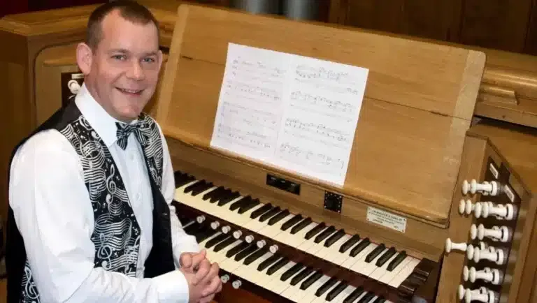 Keith Hearnshaw Organ Concert